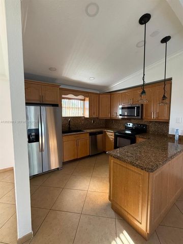 17035 SW 107th Ct, Miami, FL 33157