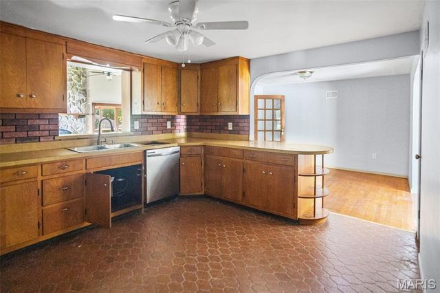 4905 Michael Drive, Godfrey, IL 62035