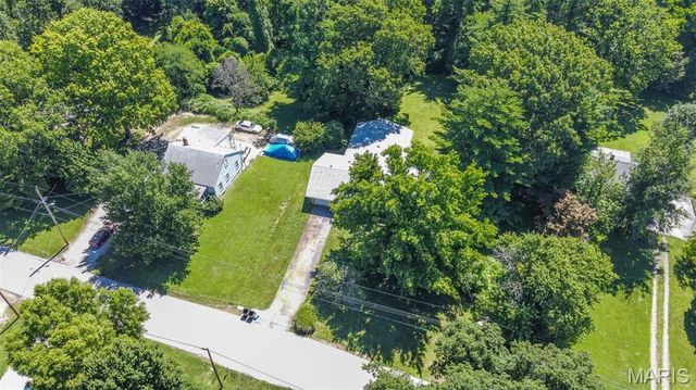 4905 Michael Drive, Godfrey, IL 62035