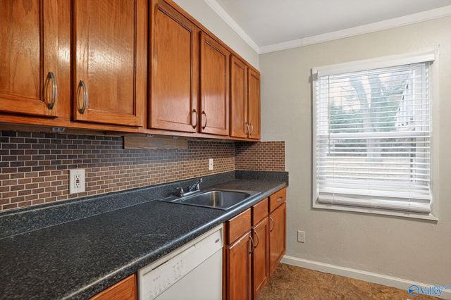 1505 11th Avenue SE, Decatur, AL 35601