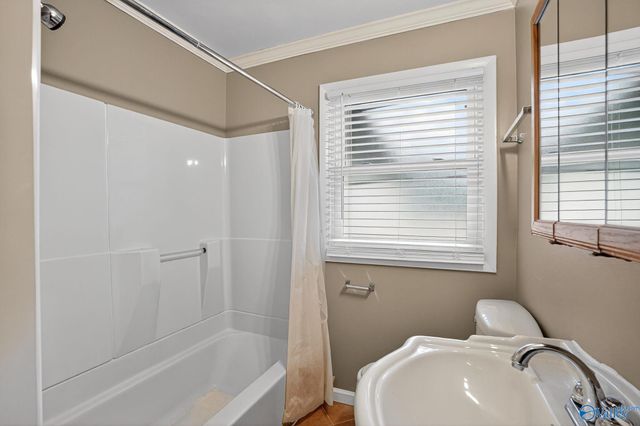 1505 11th Avenue SE, Decatur, AL 35601