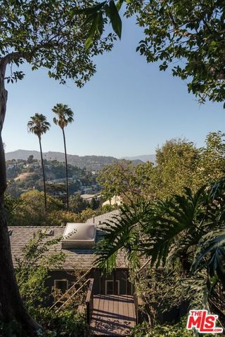 1990 Lucile Avenue, Los Angeles, CA 90039