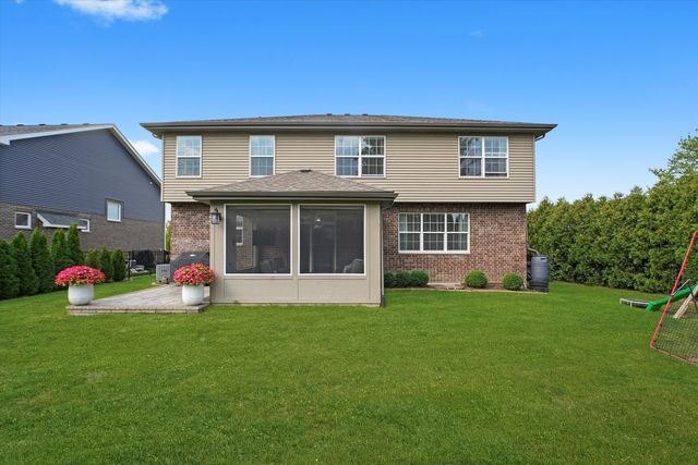 15303 S Oak Run Court, Lockport, IL 60441