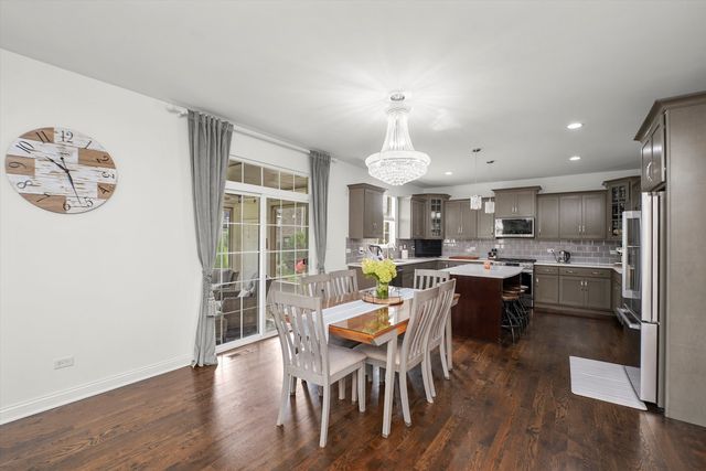15303 S Oak Run Court, Lockport, IL 60441
