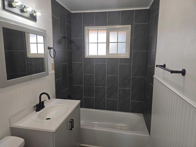 10631 Kincheloe Avenue, Klamath Falls, OR 97603