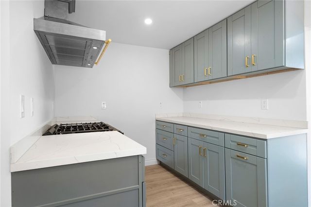 10607 Whitegate Avenue, Sunland, CA 91040