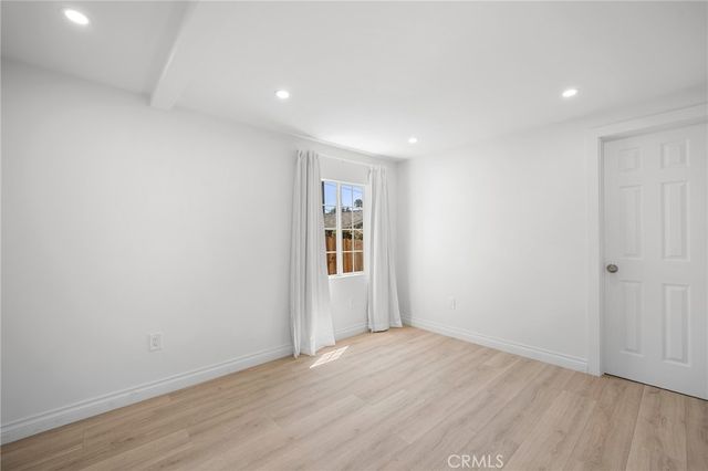 10607 Whitegate Avenue, Sunland, CA 91040