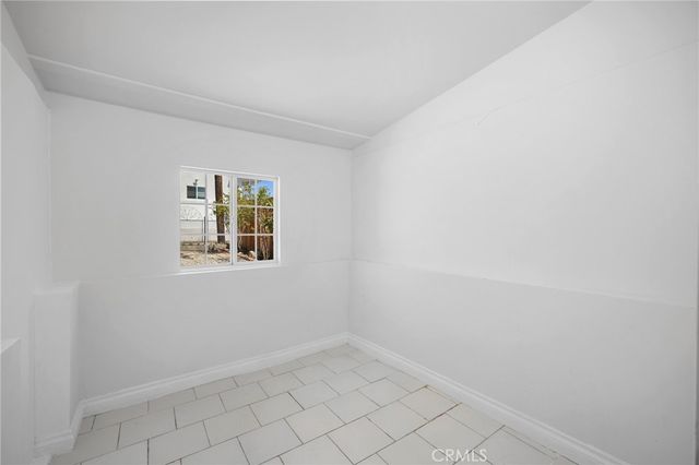 10607 Whitegate Avenue, Sunland, CA 91040