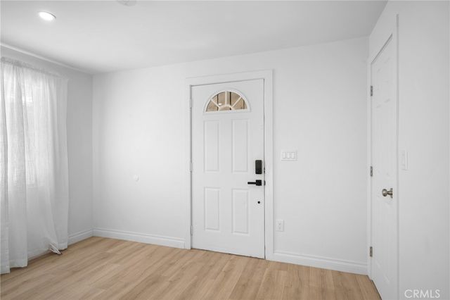 10607 Whitegate Avenue, Sunland, CA 91040