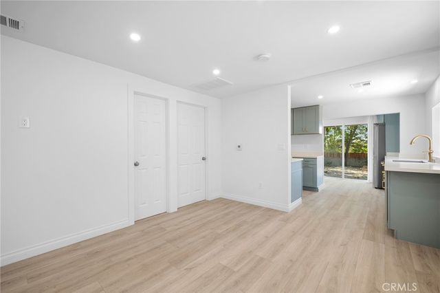 10607 Whitegate Avenue, Sunland, CA 91040