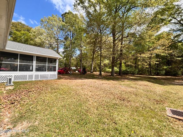 406 Walking Stick Trail, Clinton, NC 28328