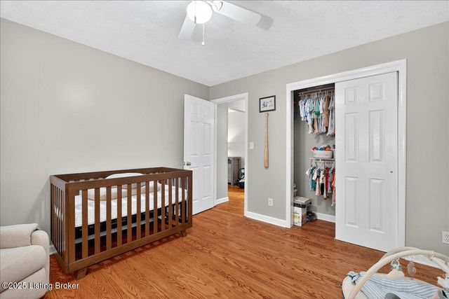 3026 Bridwell Dr, Louisville, KY 40216