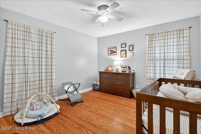 3026 Bridwell Dr, Louisville, KY 40216