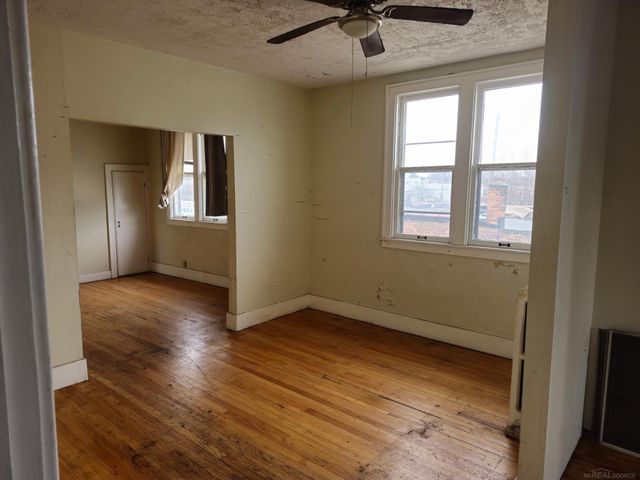 2680 Carpenter Street, Hamtramck, MI 48212
