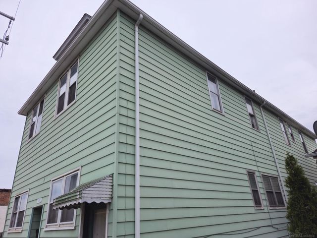 2680 Carpenter Street, Hamtramck, MI 48212