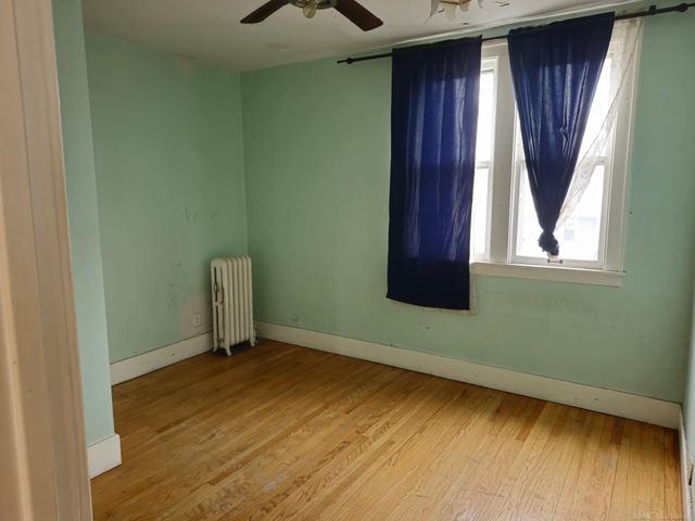2680 Carpenter Street, Hamtramck, MI 48212