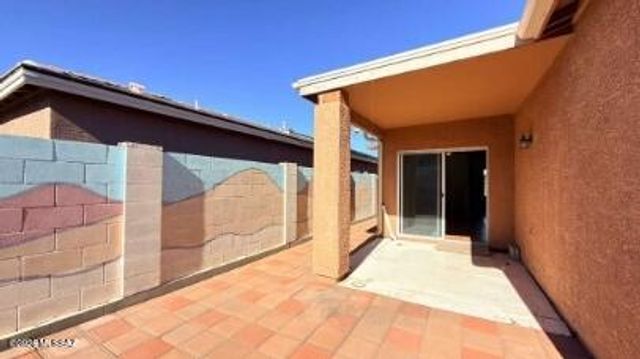 10252 E Wasp Spring Drive, Tucson, AZ 85748