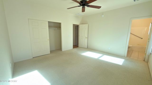 10252 E Wasp Spring Drive, Tucson, AZ 85748