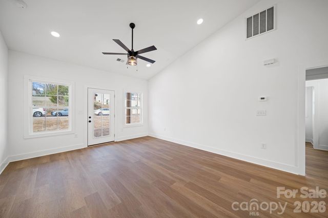 412 S Hill Street, Gastonia, NC 28052