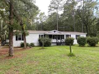 69 Quail Court, Crawfordville, FL 32327