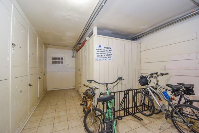 2700 Bellefontaine Street B8, Houston, TX 77025