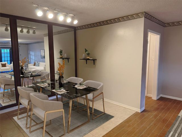 2700 Bellefontaine Street B8, Houston, TX 77025