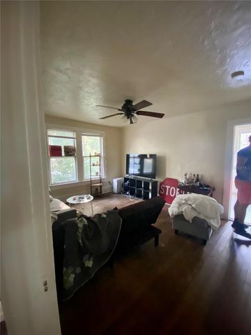 1102 NW 3RD AVENUE, Gainesville, FL 32601