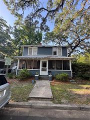 1102 NW 3RD AVENUE, Gainesville, FL 32601
