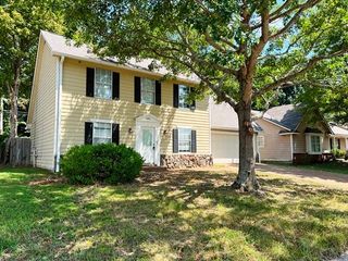 4696 CRESTFIELD RD, Millington, TN 38053