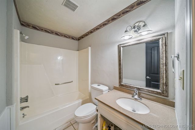 3112 Club Street, Claremore, OK 74019