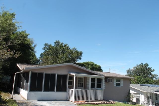 18 E Golden Street, Beverly Hills, FL 34465
