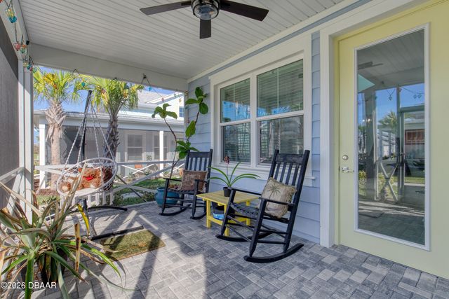 373 Hang Loose Way, Daytona Beach, FL 32124