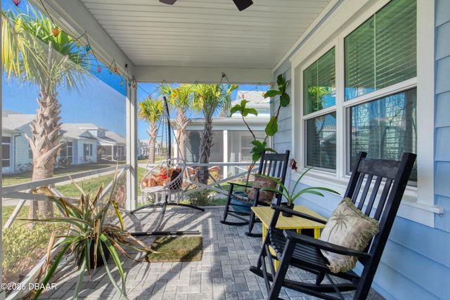 373 Hang Loose Way, Daytona Beach, FL 32124