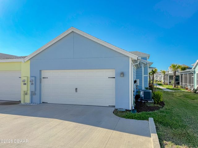 373 Hang Loose Way, Daytona Beach, FL 32124