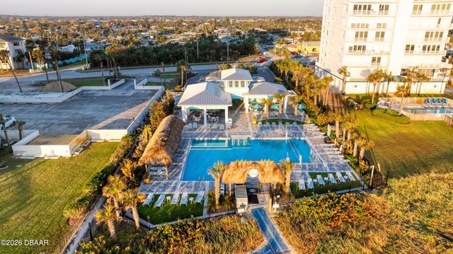 373 Hang Loose Way, Daytona Beach, FL 32124