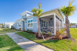 373 Hang Loose Way, Daytona Beach, FL 32124