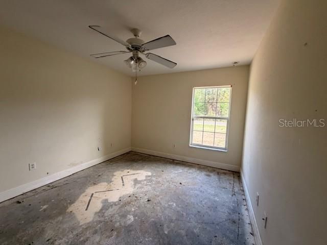 212 EMERALD LOOP WAY, Ocala, FL 34472