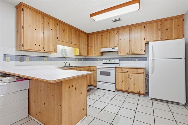 502 3rd Street, Fairhope, AL 36532