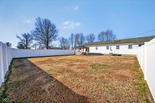 4805 S US HWY 31, Crothersville, IN 47229