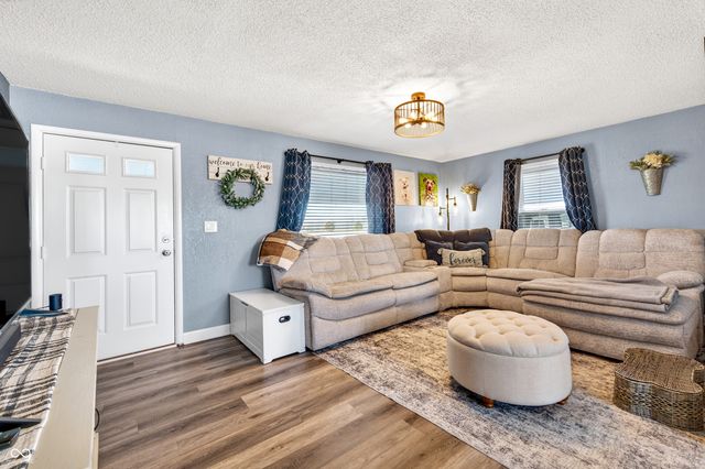 4805 S US HWY 31, Crothersville, IN 47229