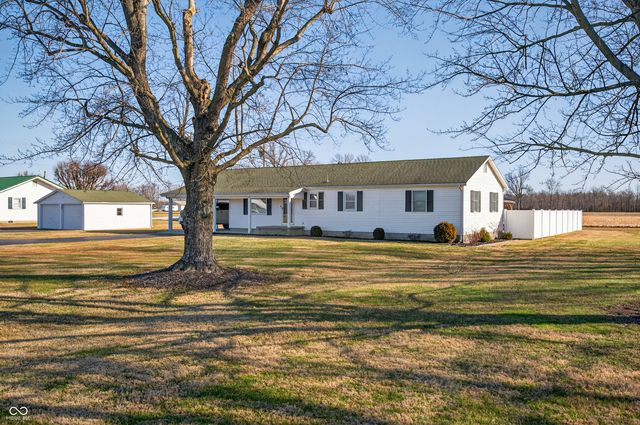 4805 S US HWY 31, Crothersville, IN 47229