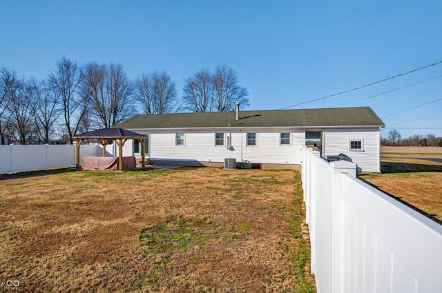 4805 S US HWY 31, Crothersville, IN 47229