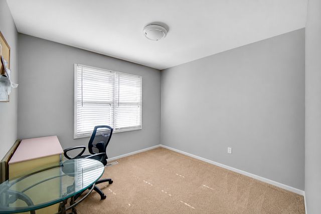 5307 Catclaw Court, Naperville, IL 60564