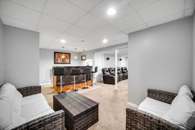 5307 Catclaw Court, Naperville, IL 60564