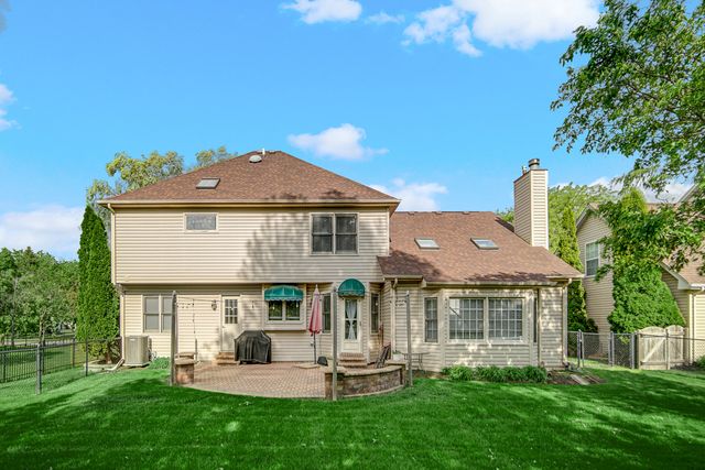 5307 Catclaw Court, Naperville, IL 60564