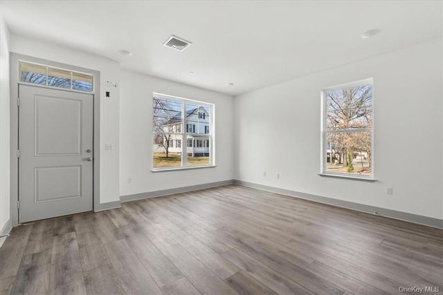 75 Forester Avenue TH2, Warwick, NY 10990