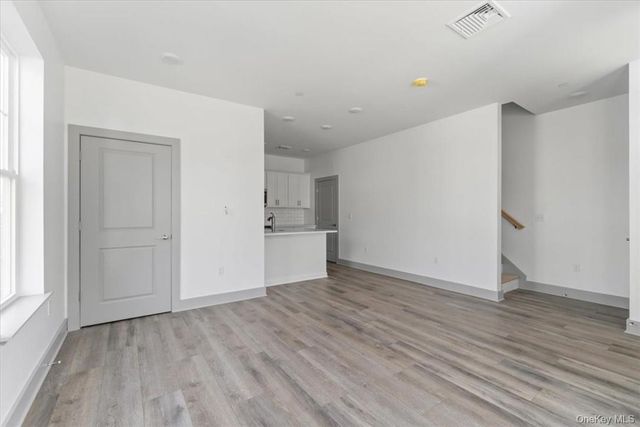 75 Forester Avenue TH2, Warwick, NY 10990