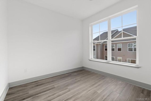 75 Forester Avenue TH2, Warwick, NY 10990