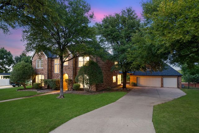 545 Oak Hill Drive, Southlake, TX 76092