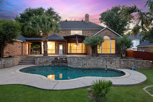 545 Oak Hill Drive, Southlake, TX 76092